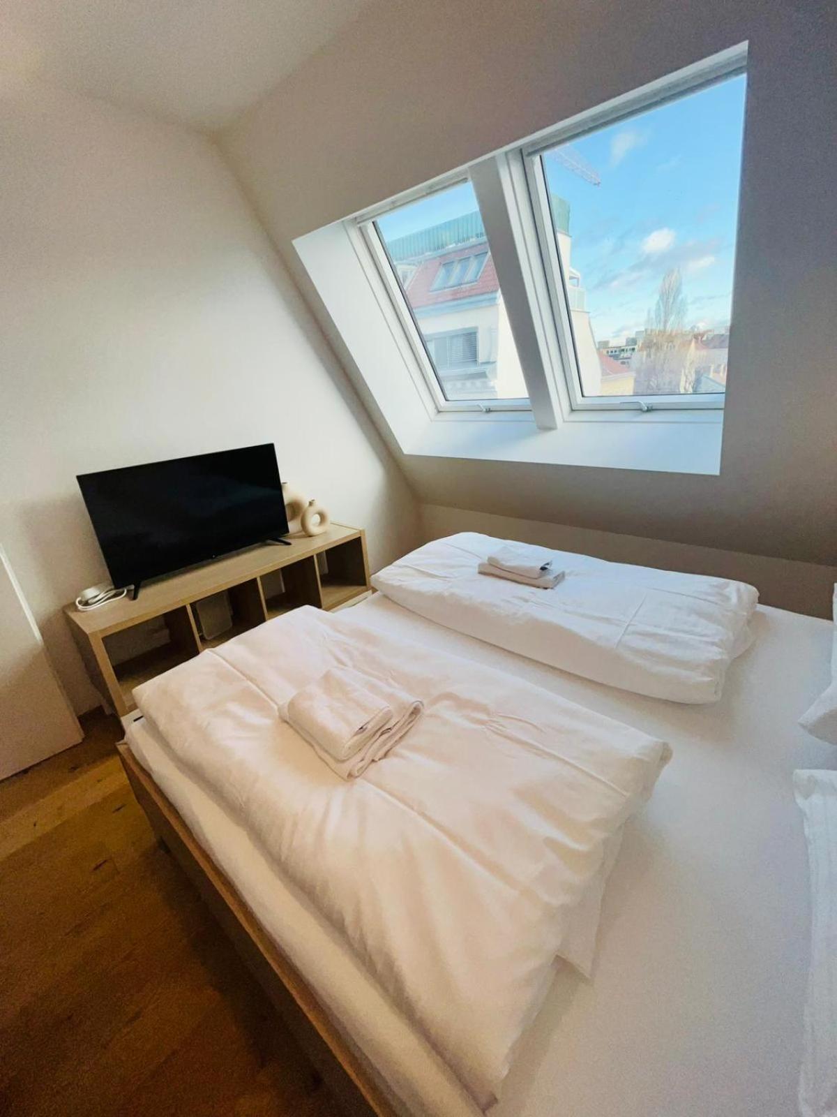 Orestaliving - Penthouse With Private Terrace Wien Eksteriør billede